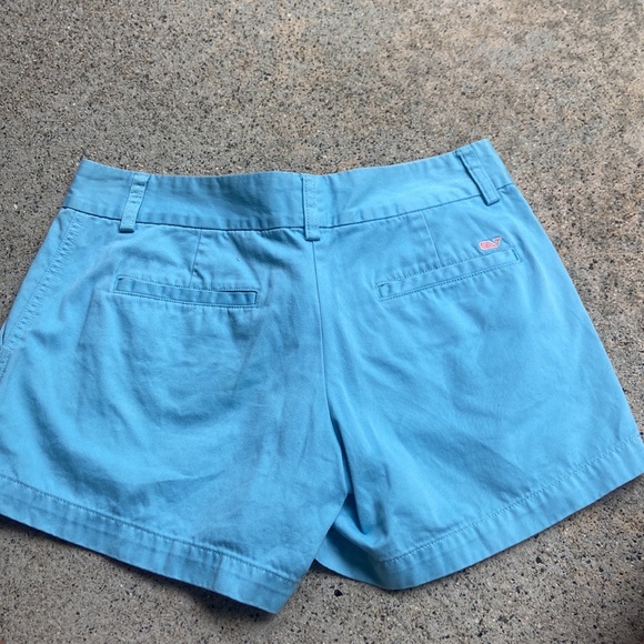 vineyard vines shorts - Picture 2 of 5